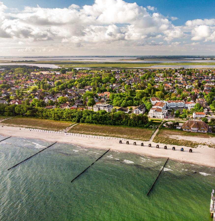 Hotel & Restaurant Seebruecke Zingst Esterno foto
