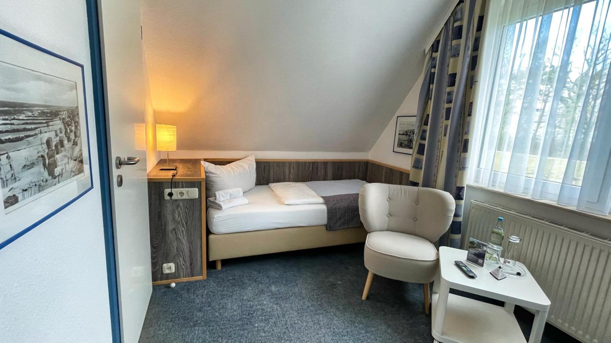 Hotel & Restaurant Seebruecke Zingst Esterno foto